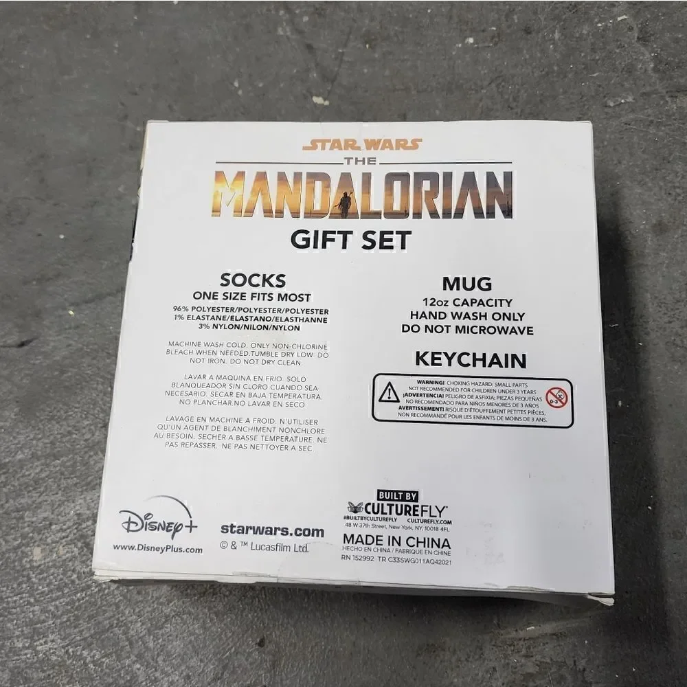 Star Wars the mandalorian gift set